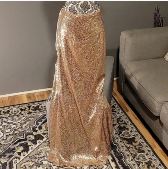 Jasmine Two Piece Sequined Dress - Picture 5 of 8